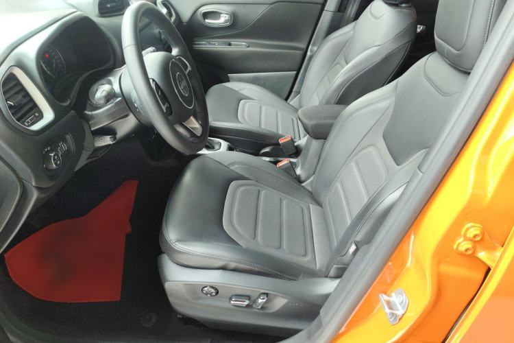 Used Jeep Renegade 2019 220T Automatic Leading Edition Left Front Seat