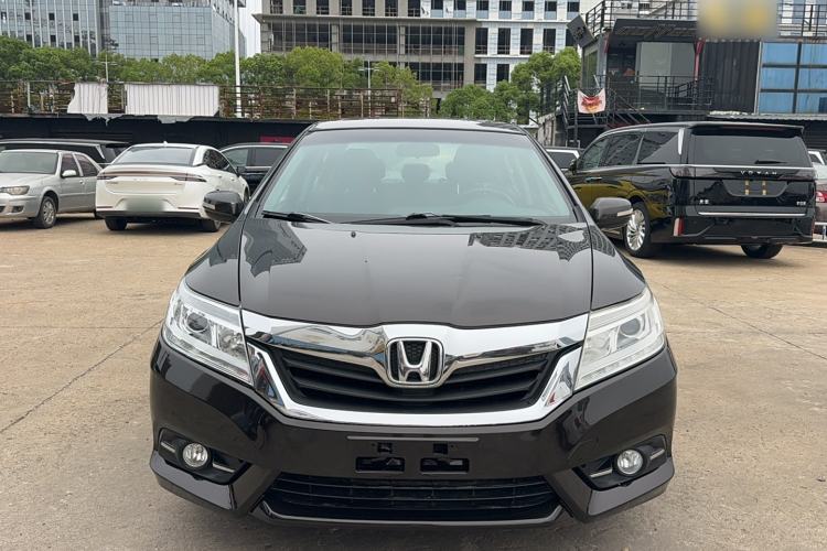 Used Honda Crider 2013 1.8L automatic luxury edition