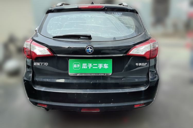 Used Venucia T70 2015 1.6L Manual Ruixing Edition Rear