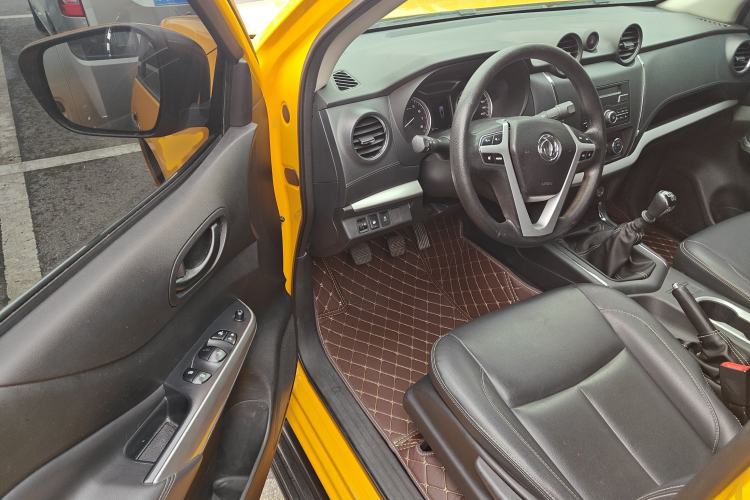 Used Dongfeng Palazzo 2021 1.8T Manual Two-Wheel Drive Elite Edition