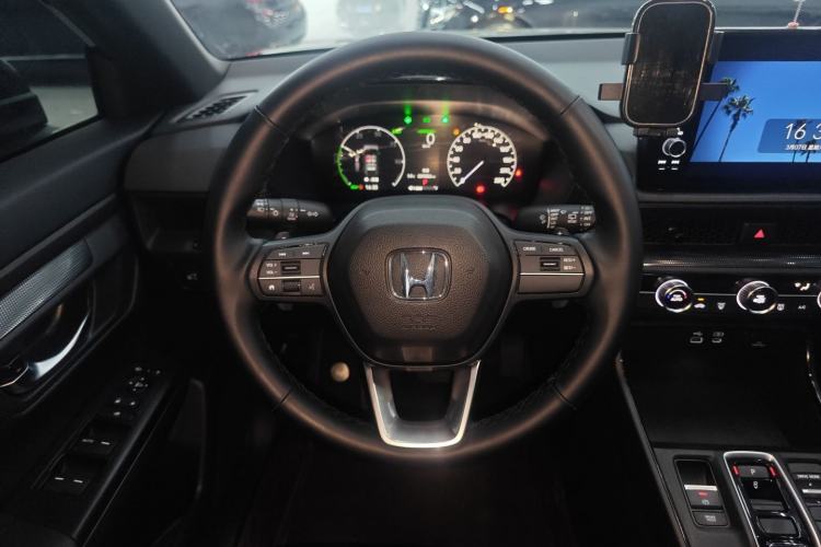 Used Honda CR-V 2023 2.0L eHEV Two-Wheel Drive Smart Edition