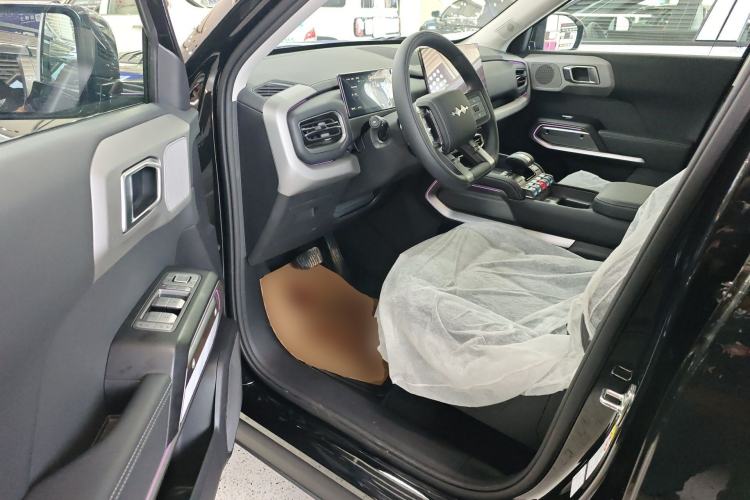 Used Formula Leopard Titanium 3 2025 501 km All-Wheel Drive Intelligent Driving Max Edition
