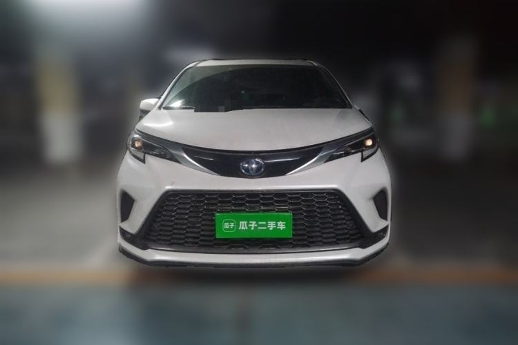 Used Toyota Granvia 2022 2.5L Hybrid Prestige Edition
