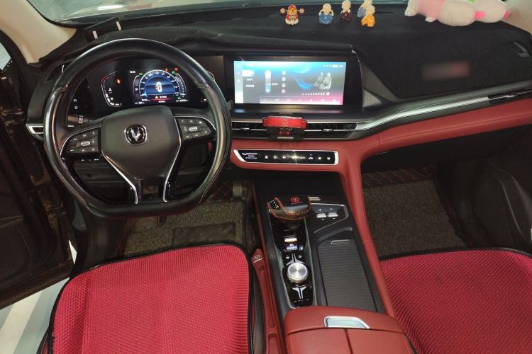 Used CHANGAN CS75 PLUS 2021 2.0T Automatic Pilot Version Center Console