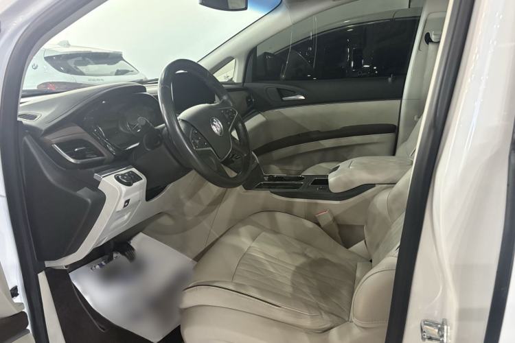 Used Buick GL8 2022 Land Business Class 652T Luxury Model Interior 2