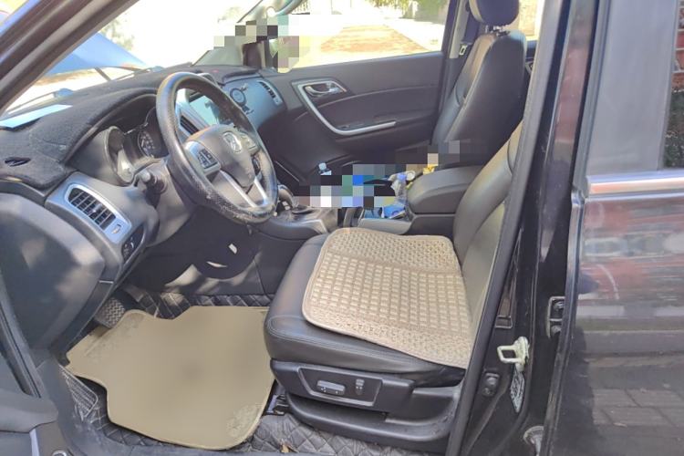 Used JMC Yusheng S350 2013 2.4T Automatic 2WD Diesel Luxury Edition 5 Seats