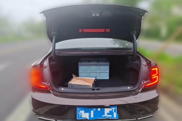 Used Volvo S90 2017 T4 Zhiyuan Edition Trunk