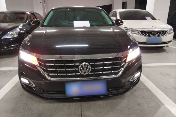 Used Volkswagen Passat 2019 280TSI Business Edition China VI Front