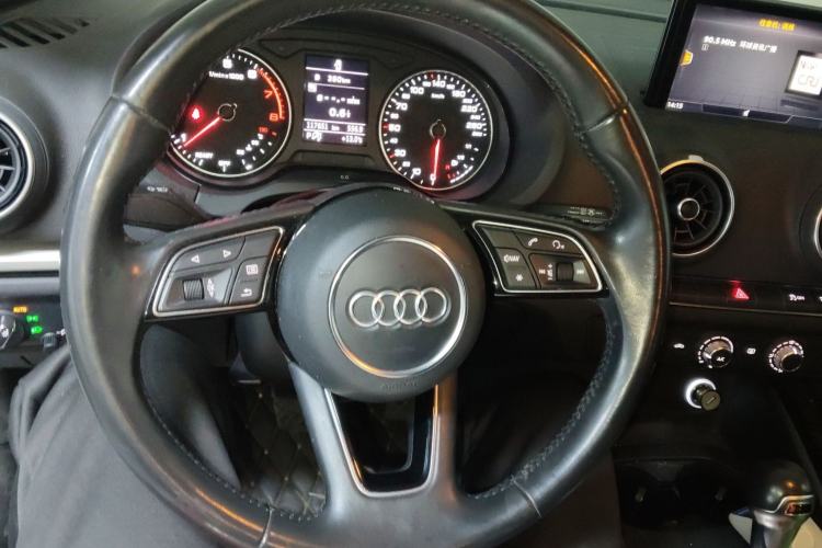 Used Audi A3 2018 30th Anniversary Edition Sportback 35 TFSI Ambition Model