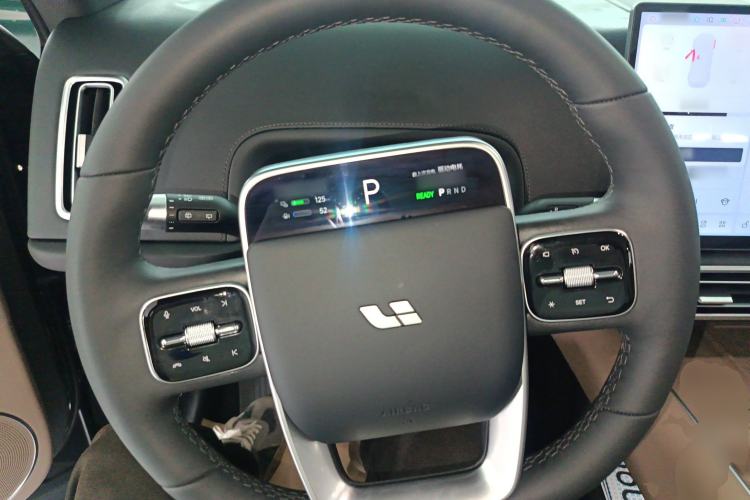Used Li Auto L6 2025 Pro Smart Refresh Edition Steering Wheel