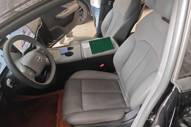 Used Nissan N7 2025 625 Pro Left Front Seat