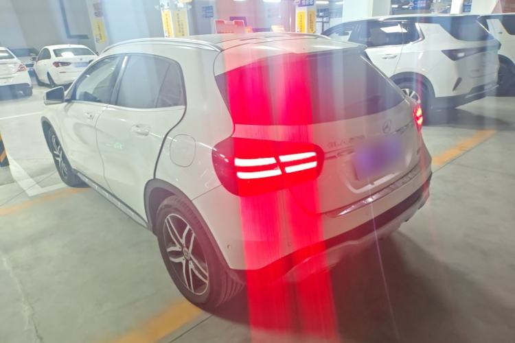 Used Mercedes-Benz GLA 2017 GLA 200 Fashion Model Rear Left 45 Deg