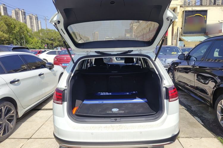 Used Volkswagen Golf 2019 1.8TSI Travel Edition
