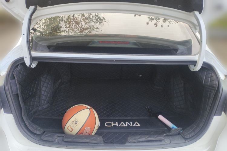 Used CHANGAN Eado 2023 Changan Edition PLUS Blue Whale NE 1.4T GDI DCT Prestige Version Trunk