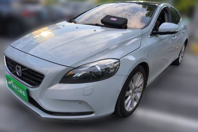 Used Volvo V40 2013 2.0T Zhiya Edition