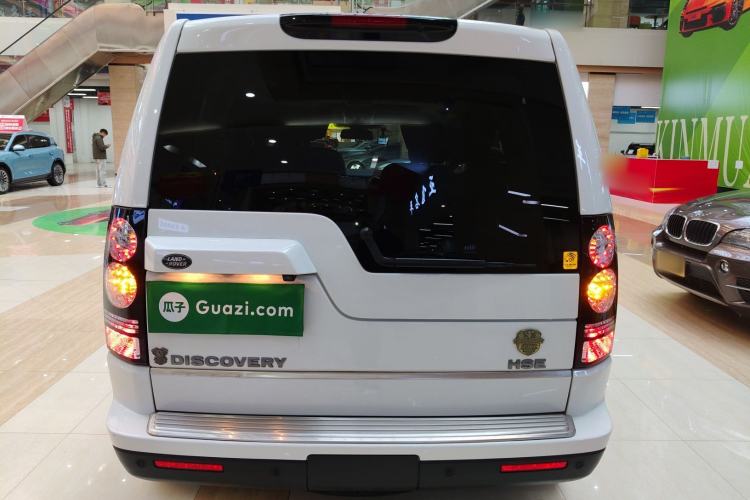 Used Land Rover Discovery 2016 3.0 SC Obsidian Black Heritage Edition SE
