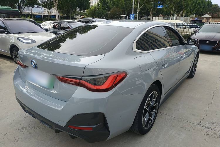 Used BMW i4 2023 eDrive35
