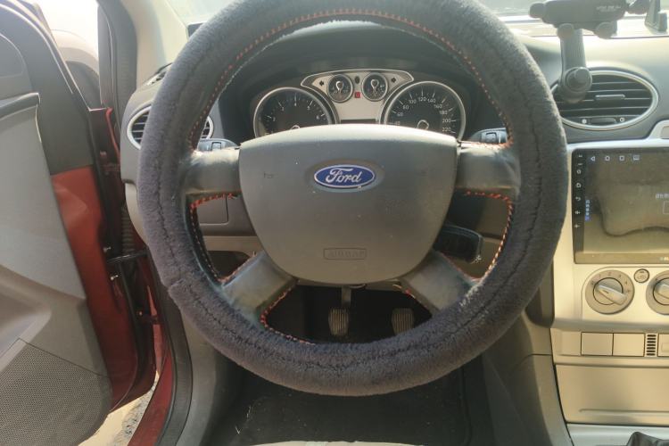 Used Ford Focus 2013 Hatchback Classic 1.8L Manual Base Model