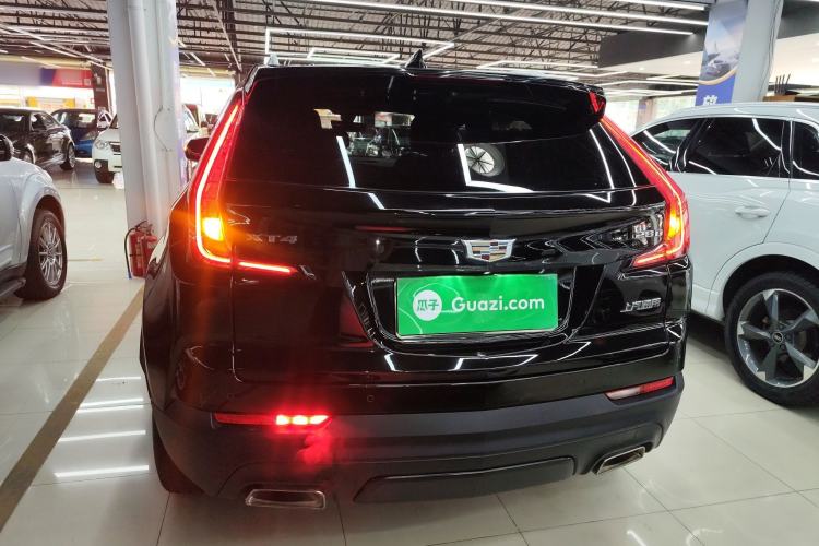 Used Cadillac XT4 2018 28T Two-Wheel Drive Tech Version