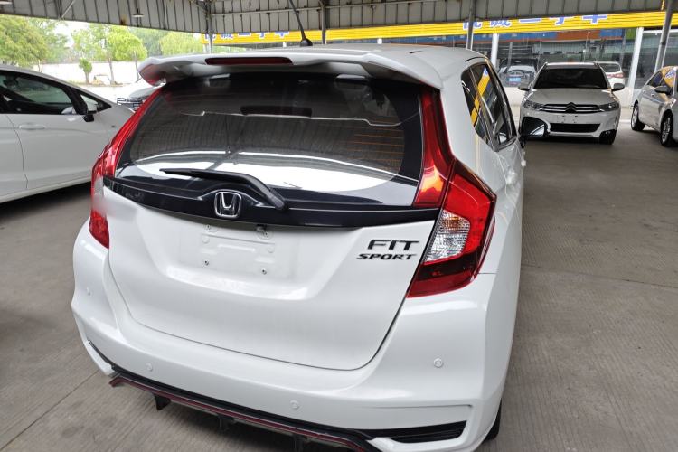 Used Honda Fit 2018 1.5L CVT Trendy Run+ Edition
