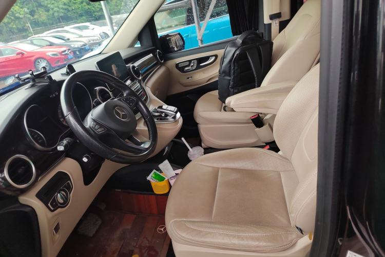 Used Mercedes-Benz V-Class 2018 V 260 Avantgarde Edition China V
