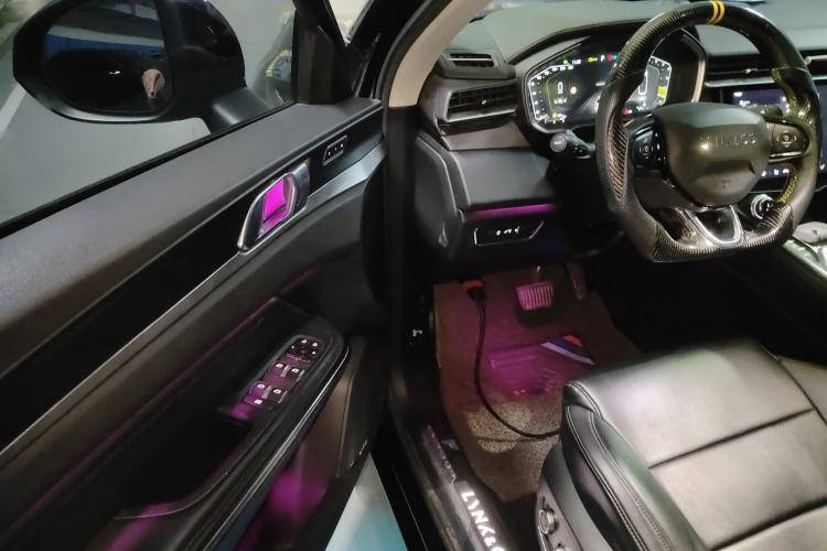 Used Lynk & Co 01 2021 2.0TD Two-Wheel-Drive Pro Trim
