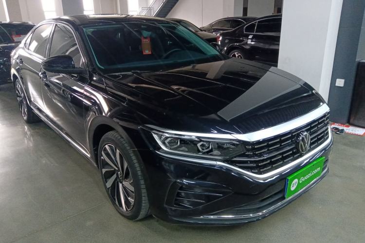 Used Volkswagen Passat 2023 Revised 380TSI Luxury Edition
