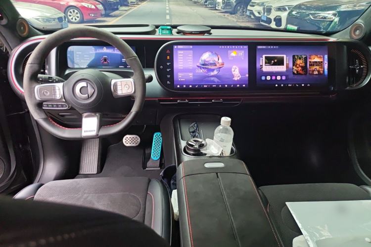 Used smart #5 2025 BRABUS Supercharged Edition Center Console