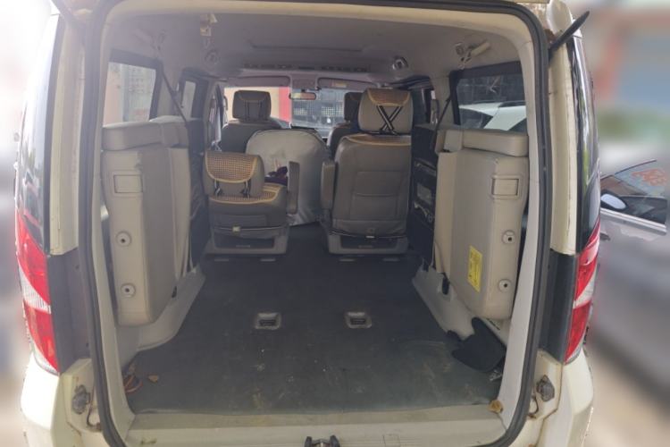 Used JAC Group Refine M5 2016 2.0T Gasoline Automatic Business Edition Trunk