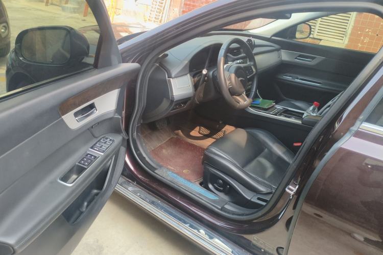 Used Jaguar XFL 2020 XFL 2.0T P250 Two-Wheel-Drive Luxury Edition
