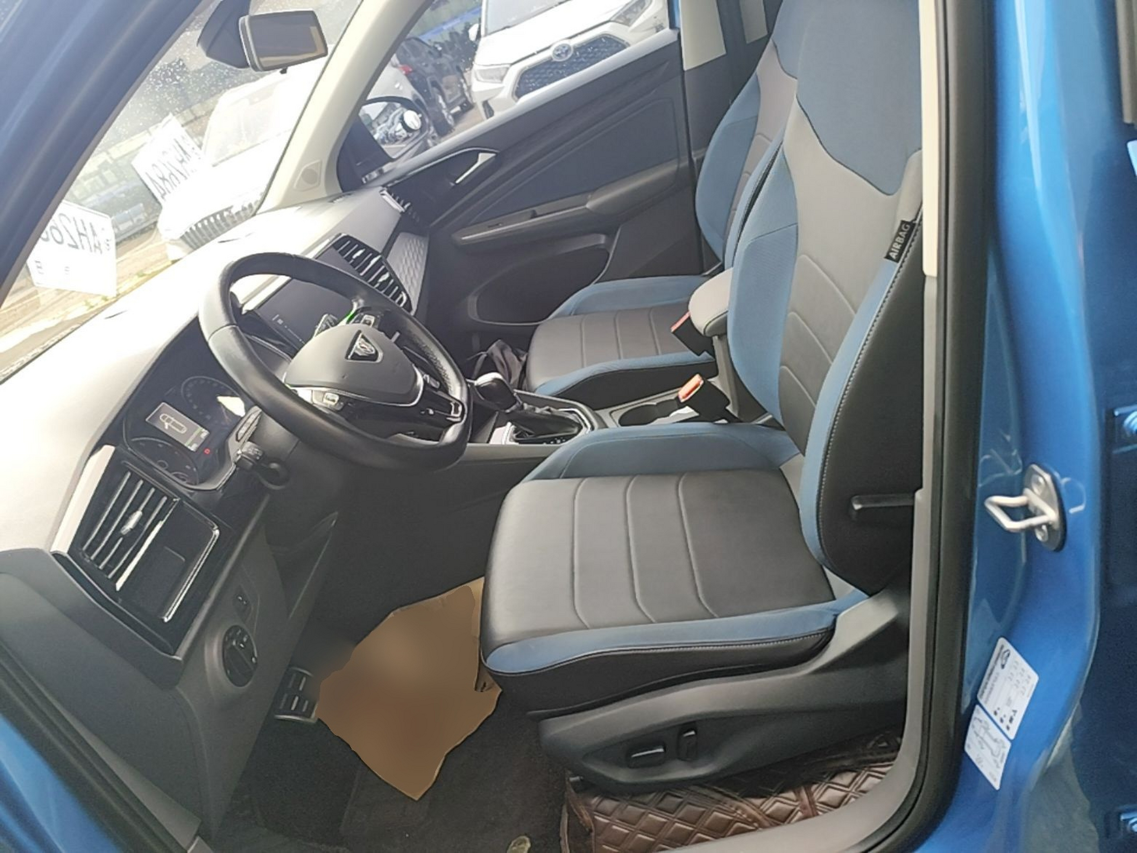 Interior delantero