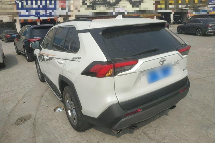 Used Toyota RAV4 2021 2.0L CVT Two-Wheel Drive Fashion Edition