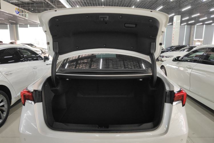 Used Buick LaCrosse 2023 28T Enjoyment Edition Trunk