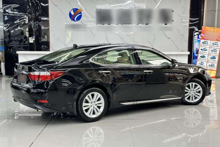 Used Lexus ES 2013 250 Elite Edition
