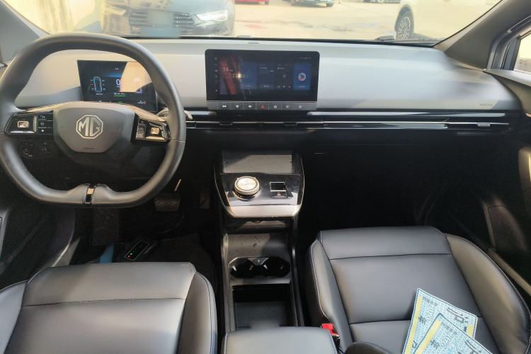 Used MG 4 EV 2022 425 km Luxury Edition