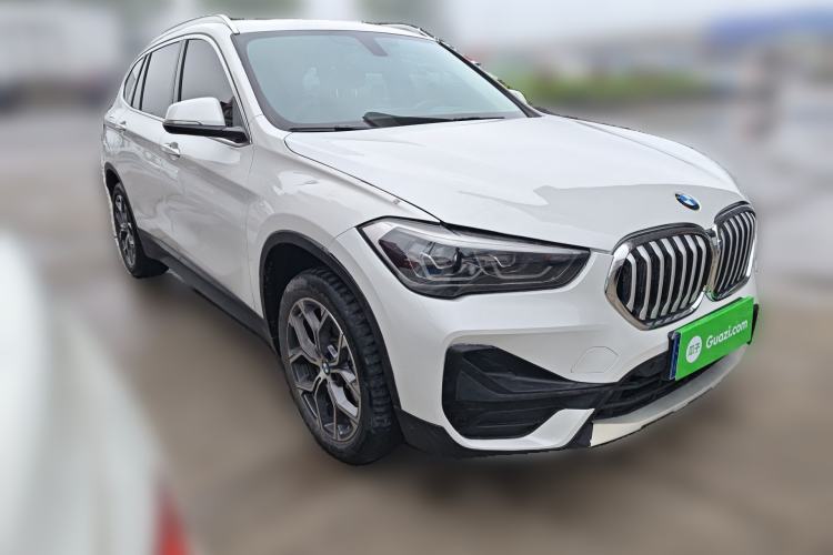 Used BMW X1 2022 sDrive25Li Leading Model Front Right 45 Deg