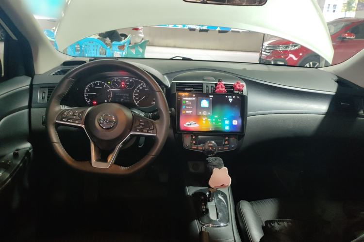 Used Nissan Tiida 2011 1.6L CVT Smart Version