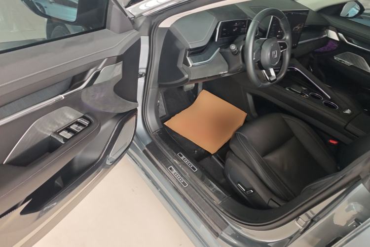 Used Zeekr 001 2022 Long-Range Dual-Motor WE Edition Driver Seat