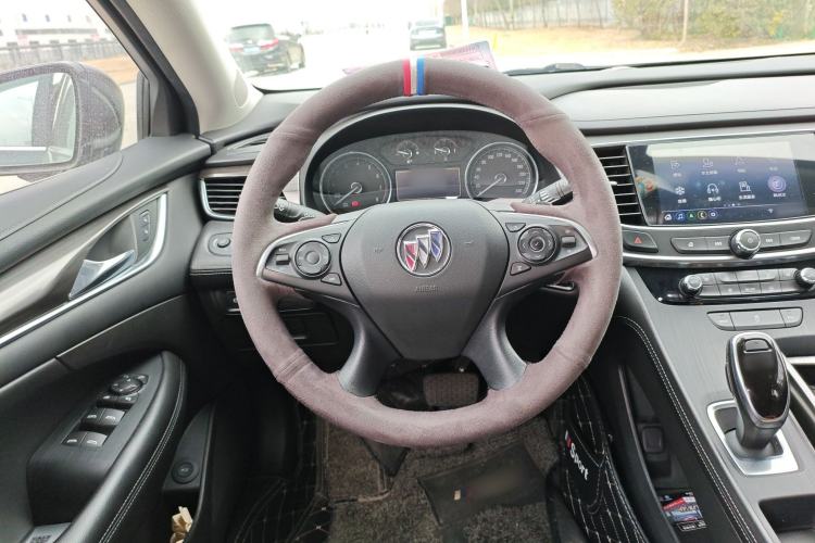 Used Buick LaCrosse 2021 652T Luxury Model
