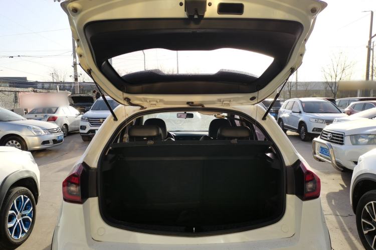 Used Geely Auto Vision X3 2019 Upgraded Model 1.5L CVT Elite Version
