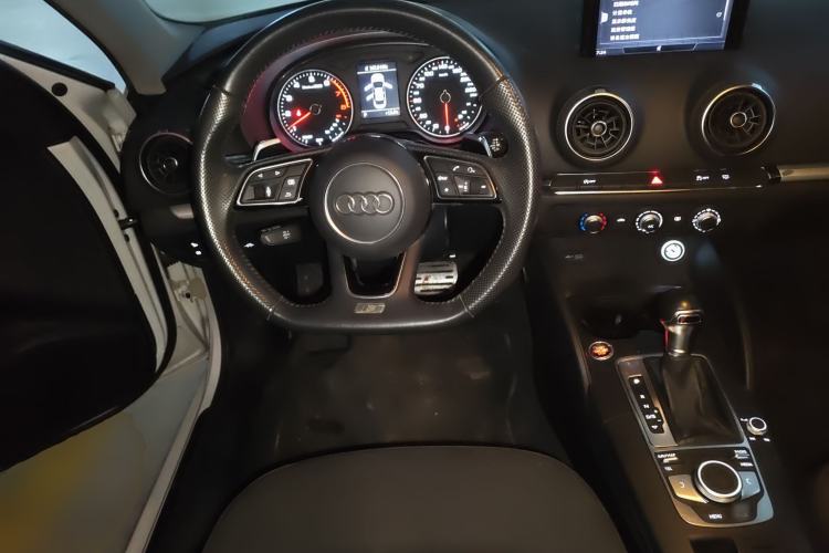 Used Audi A3 2020 Limousine 35 TFSI Ambition China VI
