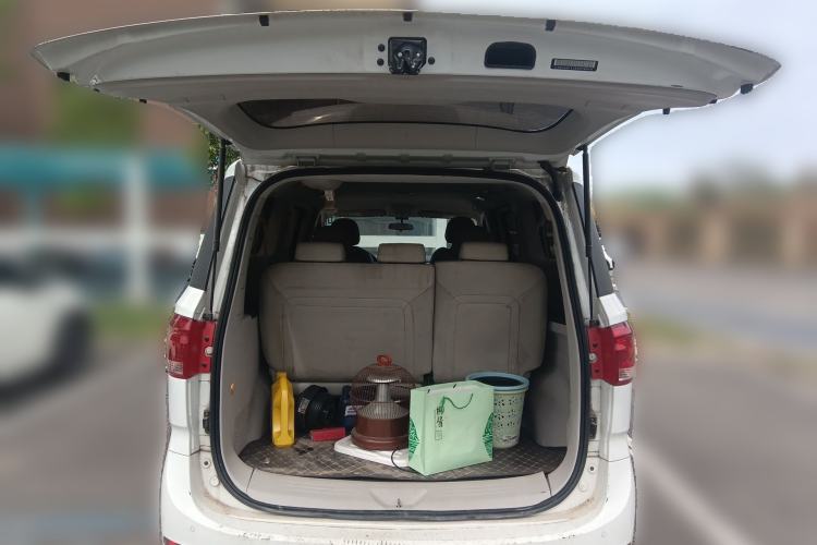 Used SAIC MAXUS G10 2019 PLUS 2.0T Automatic Elite Edition China VI Standard
