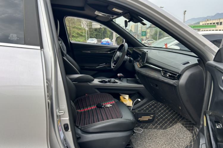 Used CHANGAN OSHAN X5 PLUS 2023 1.5T DCT Excellence Edition
