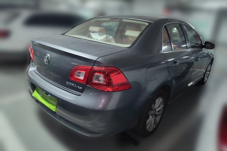 Used Volkswagen Bora 2012 1.4T Automatic Luxury Version Rear Right 45 Deg