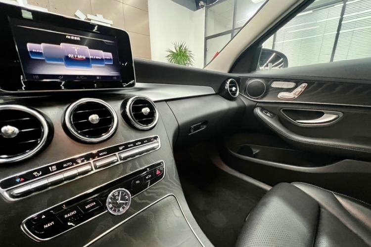 Used Mercedes-Benz C-Class 2015 C 200 L Sport Edition
