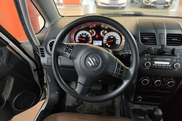 Used Suzuki SX4 2013 1.6L Automatic CoolRide Model