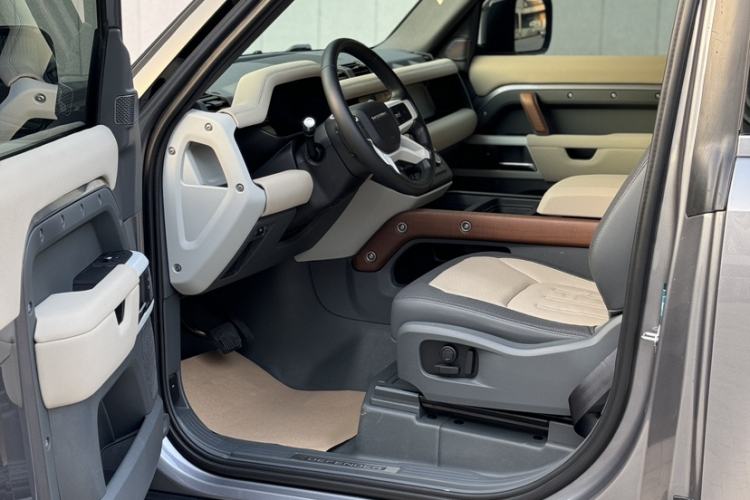 Used Land Rover Defender 2021 90 P400 X-DYNAMIC S
