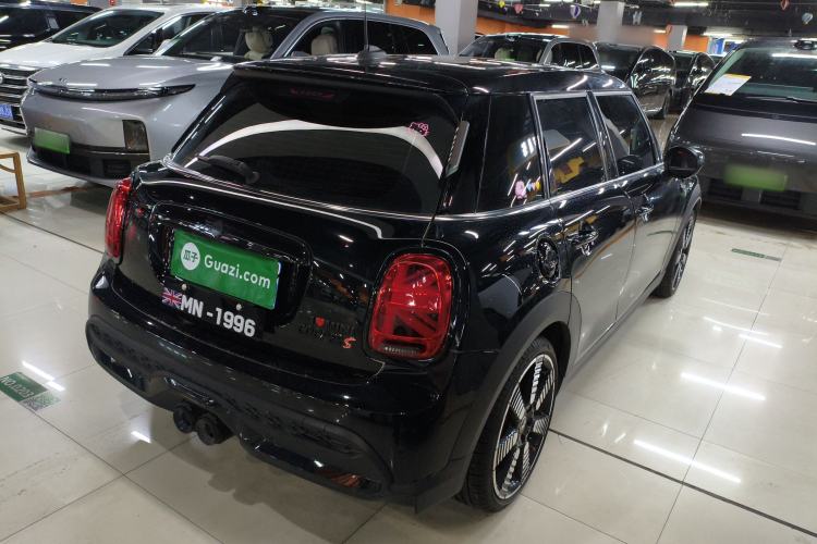 Used MINI MINI 2023 2.0T COOPER S Artist Five-Door Edition