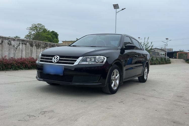 Used Volkswagen Lavida 2013 Revised Classic 1.6L Automatic Fashion Edition