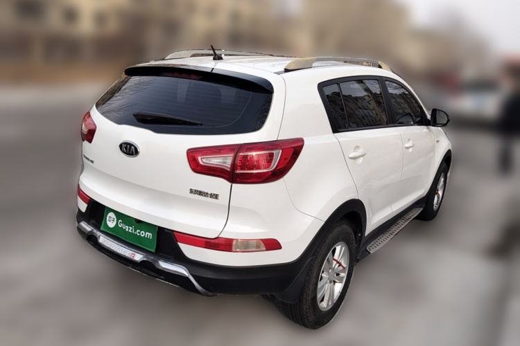 Used Kia Sportage R 2012 2.0L Manual Two-Wheel Drive GL Trim
